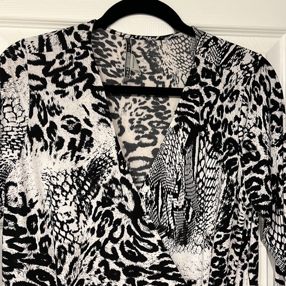 Petite L - Peter Nygard Animal Print Wrap Dress - Picture 3 of 10